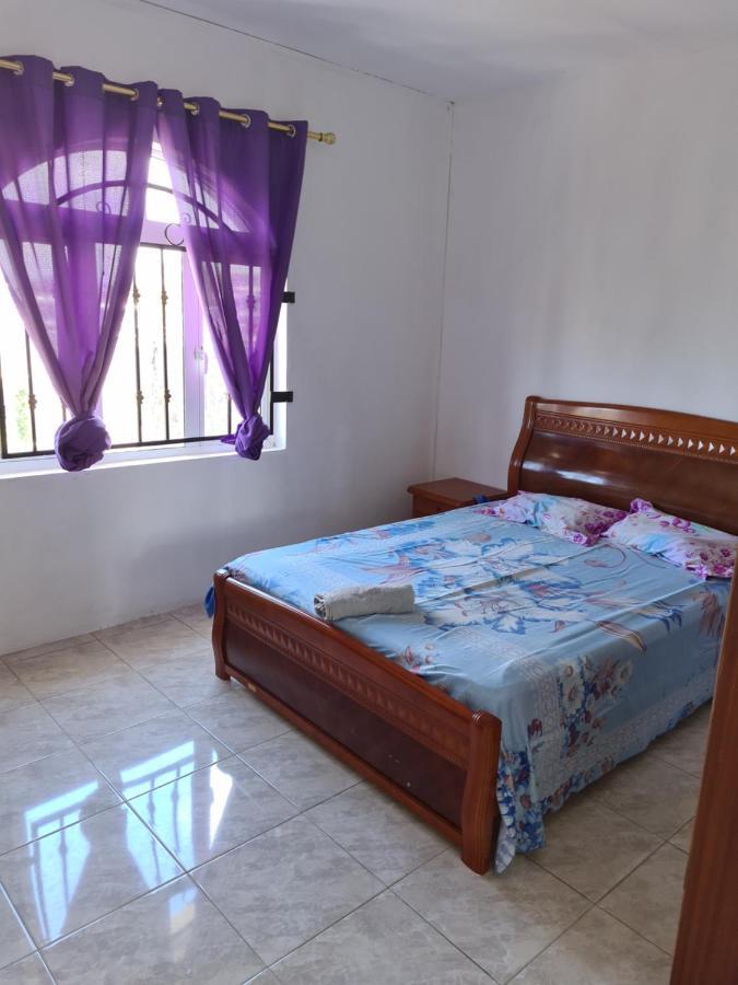 Oasis Tropical Lejlighedshotel Pereybere Beach Eksteriør billede